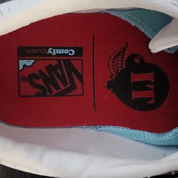 Vans X Horror IT collaboration 10 mens - Picture 3 of 8